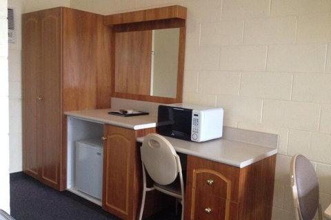 All Seasons Motor Lodge - Kalgoorlie Accommodation 3