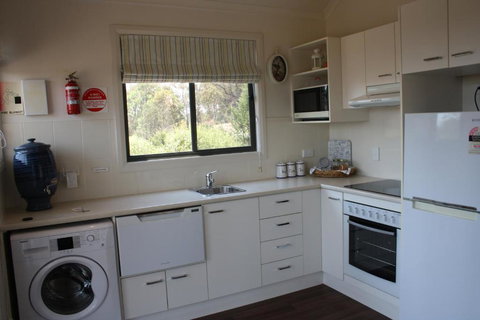 Grace Cottages - Kalgoorlie Accommodation 4