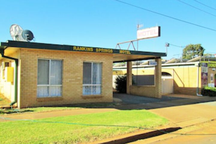 Naradhan ACT Kalgoorlie Accommodation