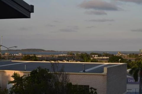 Gladstone Heights Executive Apartments - Kalgoorlie Accommodation 0