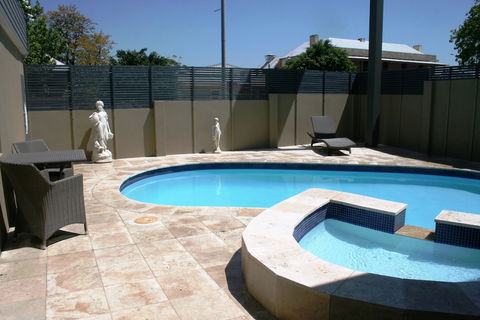 Noah's Mid City Motor Inn - Kalgoorlie Accommodation 3