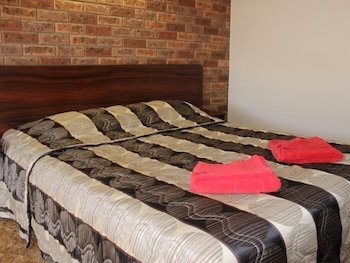 Woomargama Village Hotel Motel - Kalgoorlie Accommodation 5