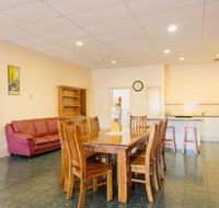 Holiday on Mostyn - Kalgoorlie Accommodation