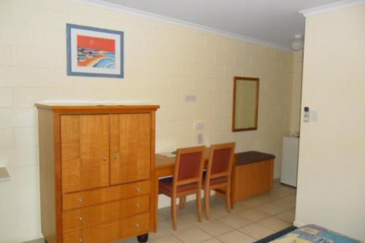 Tarong ACT Kalgoorlie Accommodation