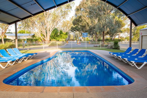 BIG4 Deniliquin Holiday Park - Kalgoorlie Accommodation 2