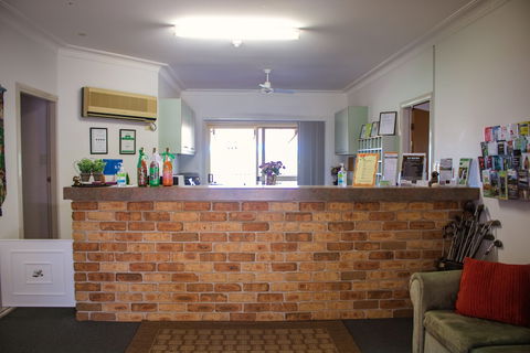 Golf Club Motor Inn Wingham - Kalgoorlie Accommodation 3