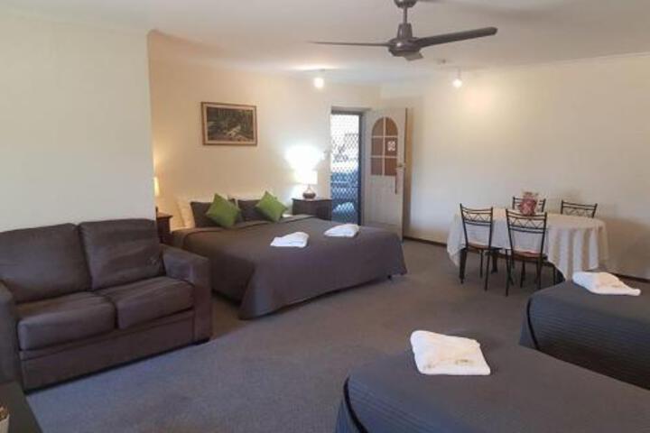 Beachport SA Kalgoorlie Accommodation