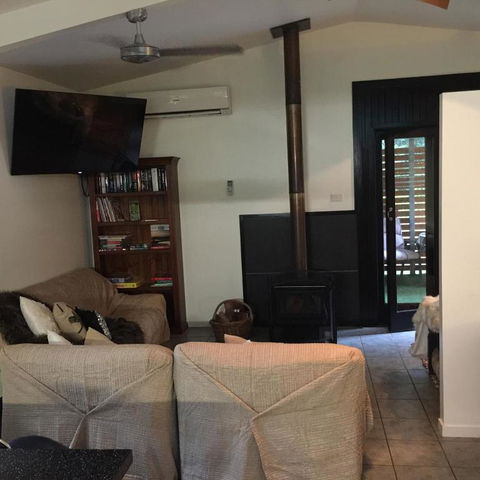 Figtree Getaway - Kalgoorlie Accommodation 4