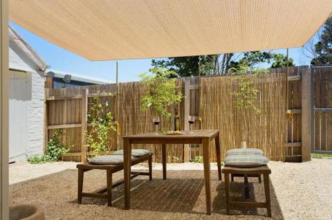 Templeton Cottage - Kalgoorlie Accommodation 4