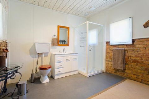 Templeton Cottage - Kalgoorlie Accommodation 5