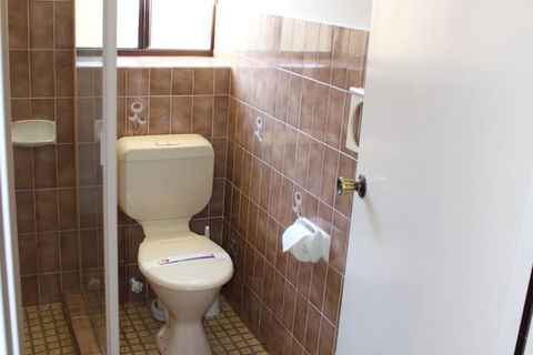 Narooma Palms Holiday Apartments - Kalgoorlie Accommodation 4