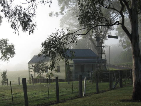 Belvoir B & B Cottages - Kalgoorlie Accommodation 3