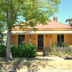 Cooma Cottage - Kalgoorlie Accommodation 0