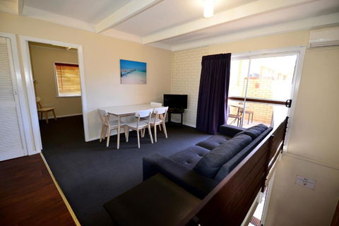 City Centre Apartments - Kalgoorlie Accommodation 6