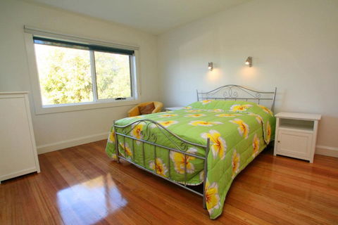 Bridport Holiday Rental - Kalgoorlie Accommodation 5