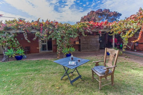 Quilters Studio - Kalgoorlie Accommodation 2