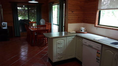 Aysgarth Cottage - Kalgoorlie Accommodation 0