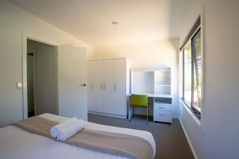 Halls Gap Lakeside Tourist Park - Kalgoorlie Accommodation 7