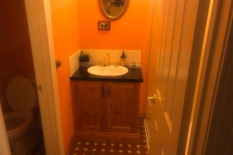 Villa Paradiso - Kalgoorlie Accommodation 6