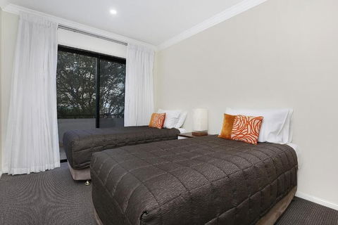 Wollongong Serviced Apartments - Kalgoorlie Accommodation 4