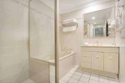 Wollongong Serviced Apartments - Kalgoorlie Accommodation 6