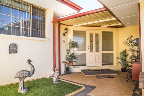 Armadale Cottage Bed & Breakfast - Kalgoorlie Accommodation 0