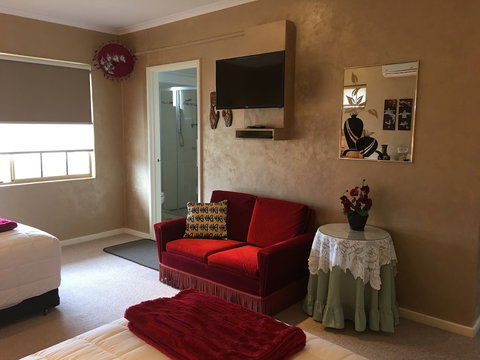 Armadale Cottage Bed & Breakfast - Kalgoorlie Accommodation 3