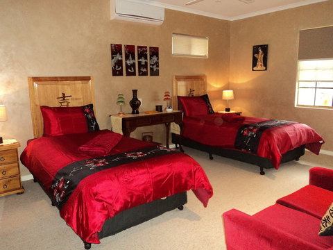 Armadale Cottage Bed & Breakfast - Kalgoorlie Accommodation 2