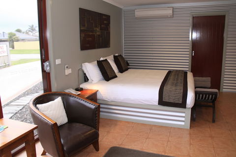 Bairnsdale Motel - Kalgoorlie Accommodation 0