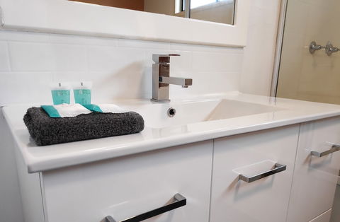 Beachhouse Mollymook - Kalgoorlie Accommodation 6