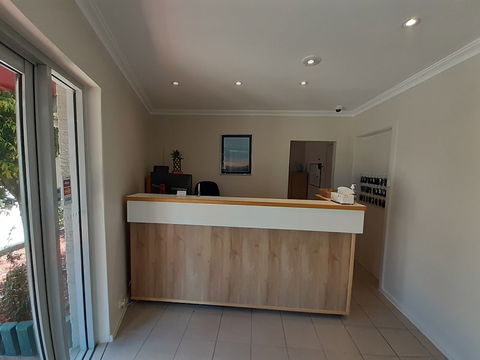 Crest Motor Inn - Kalgoorlie Accommodation 1