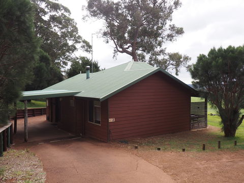 Augusta Sheoak Chalets - Kalgoorlie Accommodation 3