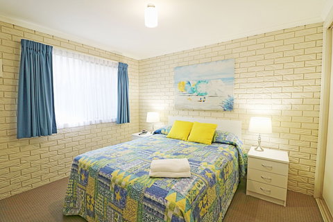 Capri Apartments - Kalgoorlie Accommodation 5