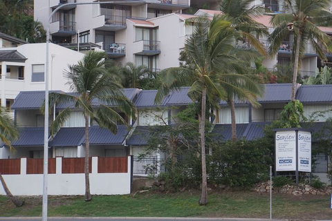 Airlie Seaview Apartments - Kalgoorlie Accommodation 5