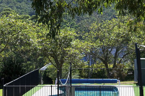 Clarendon Forest Retreat - Kalgoorlie Accommodation 4