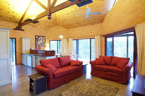Clarendon Forest Retreat - Kalgoorlie Accommodation 6