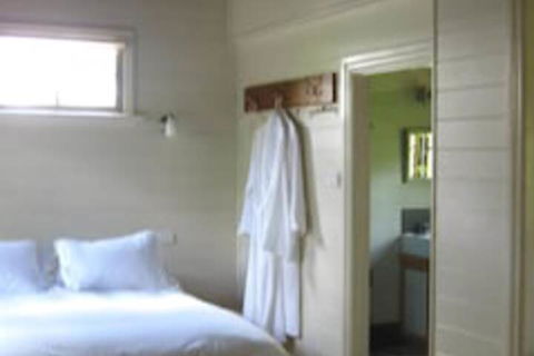 Corinella Country House - Kalgoorlie Accommodation 3