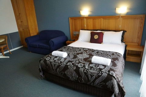 Golden Leaf Motor Inn - Kalgoorlie Accommodation 6