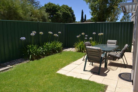 Barossa Valley Apartments - Kalgoorlie Accommodation 1
