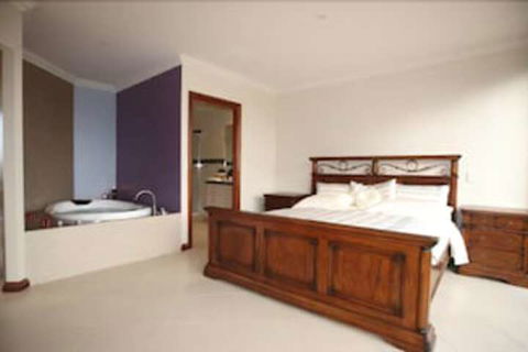 Aurora Cottages - Kalgoorlie Accommodation 7