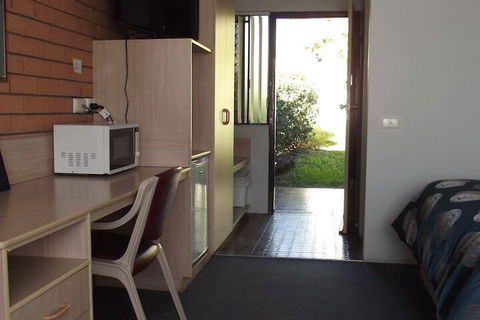 Centabrook Motor Inn - Kalgoorlie Accommodation 4