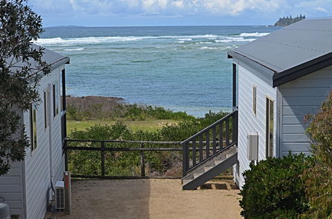 Tuross Beach Cabins & Campsites - Kalgoorlie Accommodation 3