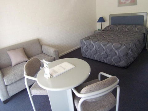 Dalby Manor Motor Inn - Kalgoorlie Accommodation 2