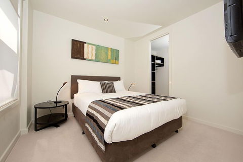 Accommodate Canberra - Trieste - Kalgoorlie Accommodation 2