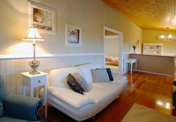 Barrington Hideaway- River Cottages - Kalgoorlie Accommodation 2