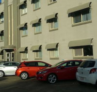 Hampton Court Apartments - Kalgoorlie Accommodation