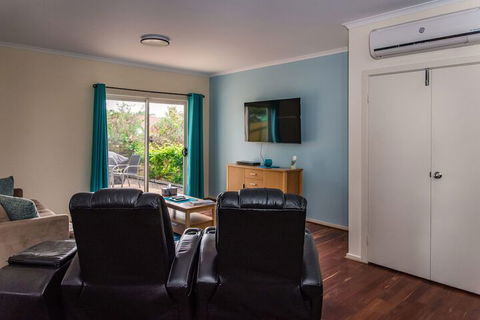 McLaren Vale Studio Apartments - Kalgoorlie Accommodation 6