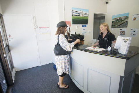 Cool Palms Motel - Kalgoorlie Accommodation 5