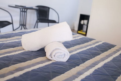 Cool Palms Motel - Kalgoorlie Accommodation 7