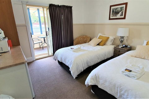 Coppers Hill Private Accommodation - Kalgoorlie Accommodation 5